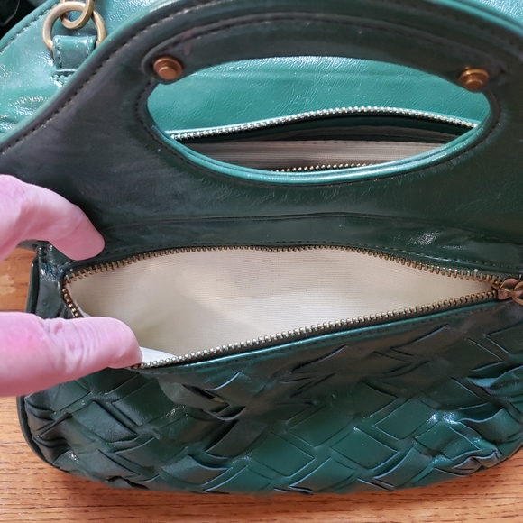 Gryson for Target | Green Patent Leather Woven Handbag - Picture 9 of 9